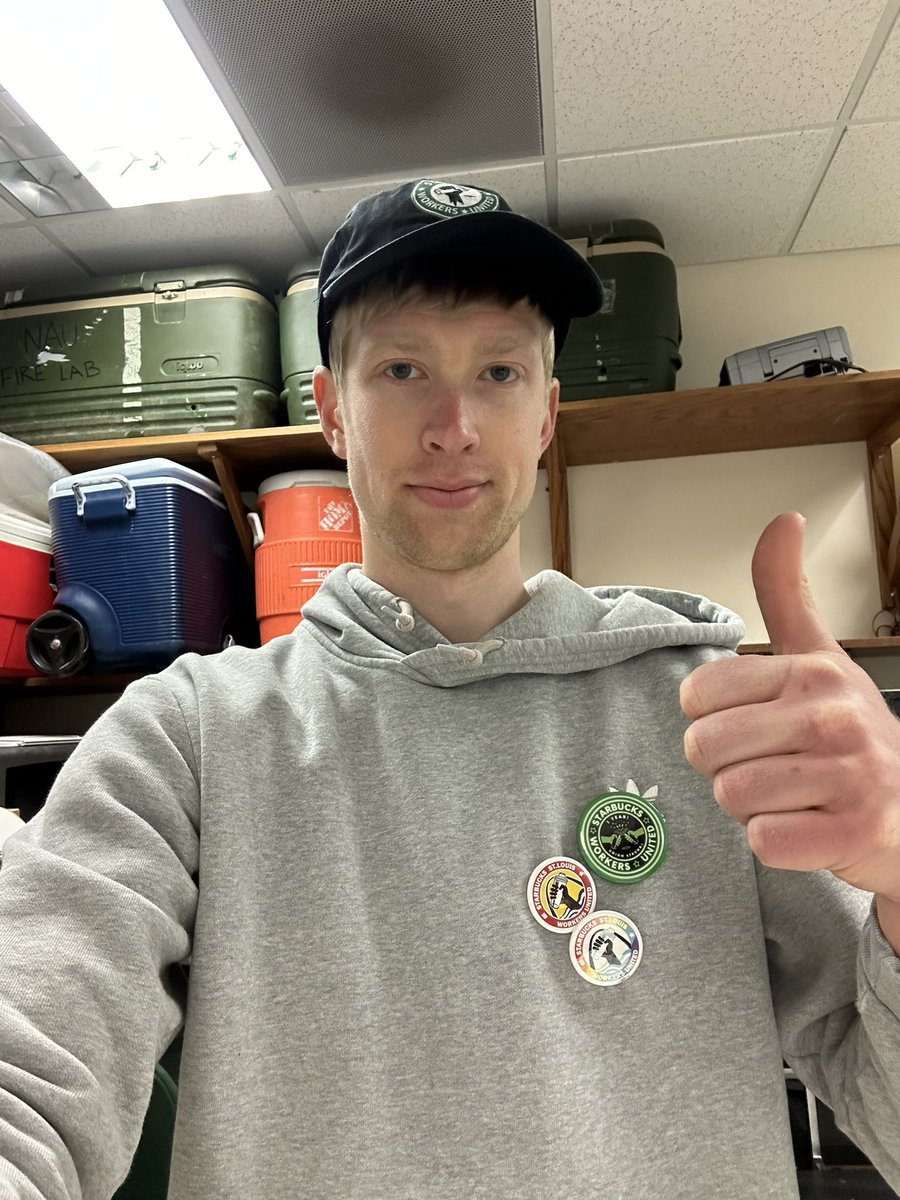 Congrats <a href="/SBWorkersUnited/">Starbucks Workers United</a> <a href="/SBWUStLouis/">St. Louis Starbucks Workers United</a> for finally making it to the bargaining table! You’ve been an inspiration every step of the way #ButtonUp4Bargaining