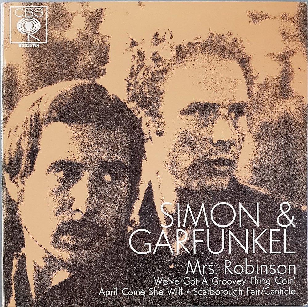 ¿Dónde está Joe DiMaggio? ¡En la radio! Simon & Garfunkel nos cuentan su historia en “Mrs. Robinson”, lanzado el 27 de abril de 1968. 🎸⚾ #LegendaryLyrics #SimonAndGarfunkel #MrsRobinson