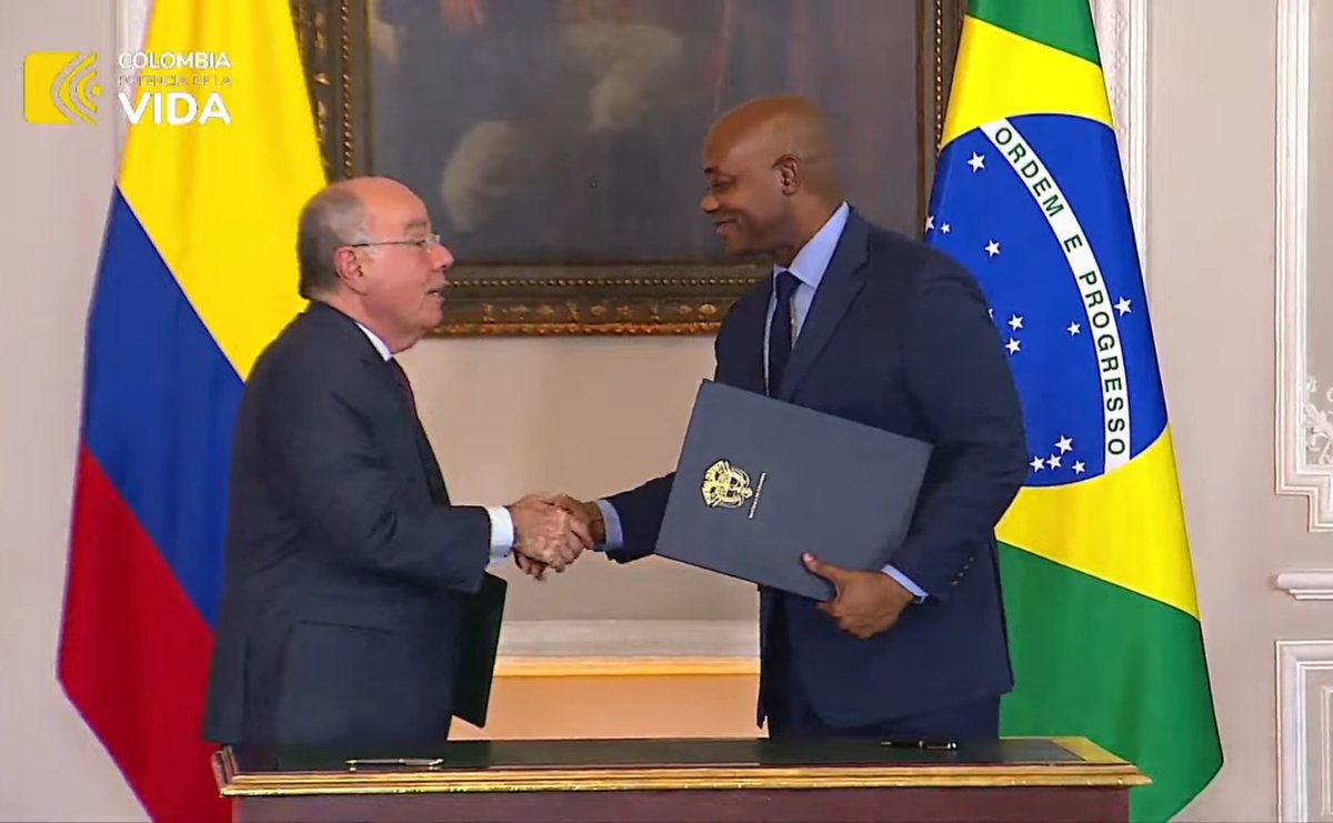 En el marco de la visita del presidente @LulaOficial, Colombia y Brasil suscribieron un acuerdo de cooperación sobre Combate al Hambre a través de la Compra Pública de Alimentos.
