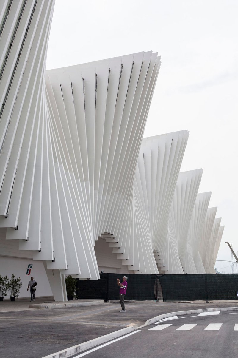 w_emerg's tweet photo. Project name: Mediopadana Station
Architects: Santiago Calatrava | Year: 2014 | Photographs: Oscar Ferrari
Localisation: Italy
#MediopadanaStation #SantiagoCalatrava #OscarFerrari #ItalyArchitecture #ReggioEmilia #ModernTransportation #InnovativeDesign #EngineeringFeats https://t.co/1liTo4NKLp