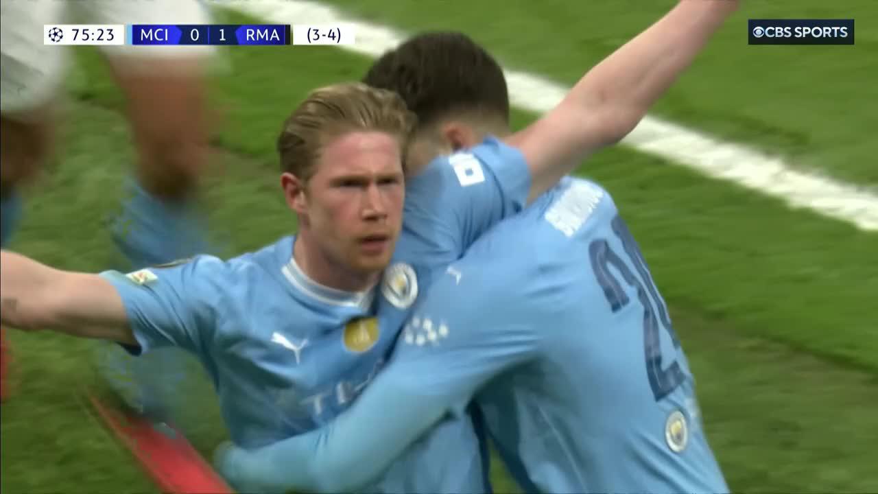 KEVIN DE BRUYNE PLAYS MAN CITY HERO ONCE AGAIN!The Etihad comes alive! 🔥