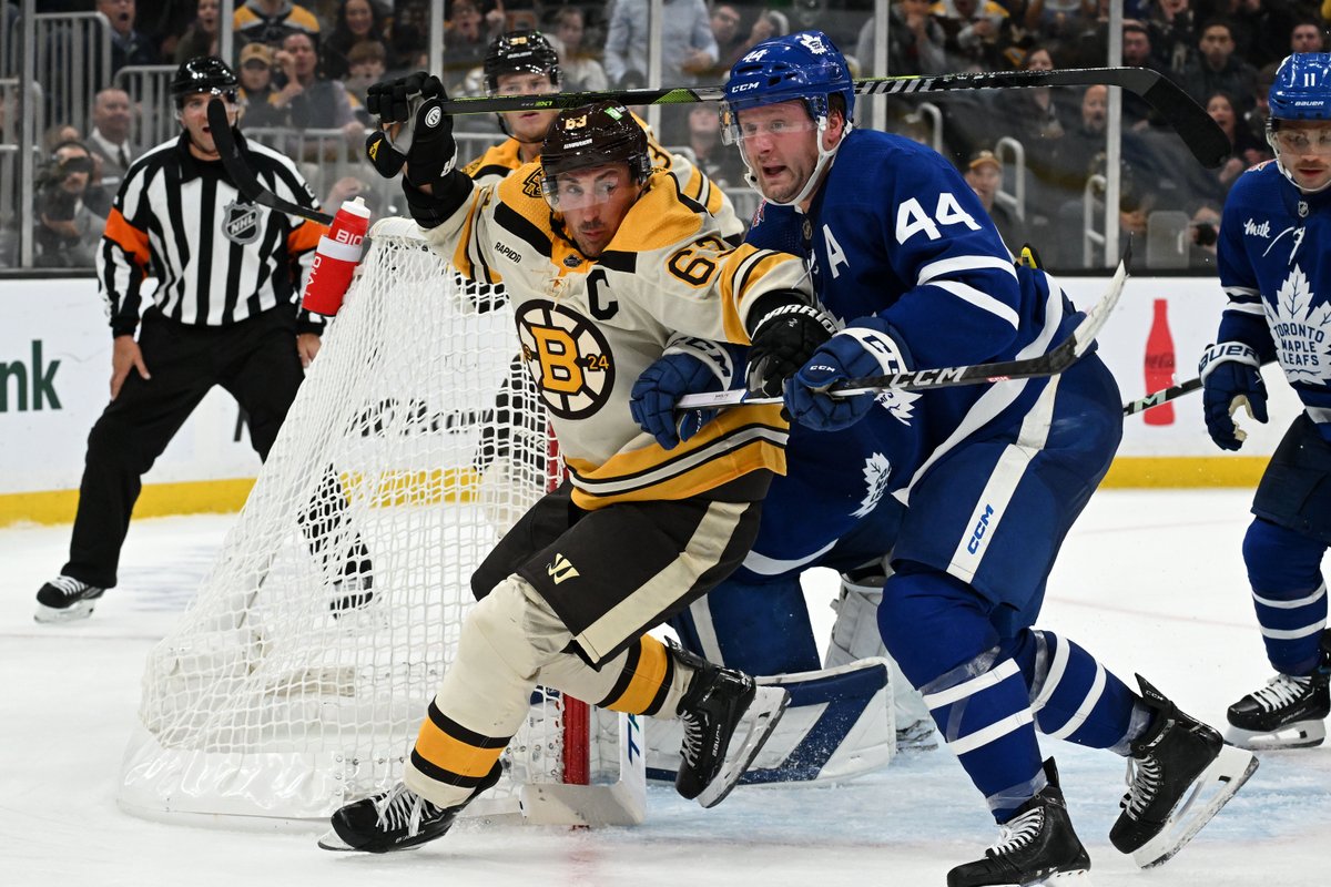 The East is locked in for the @NHL postseason. 🏒 See the bracket: bit.ly/3w7uF7w Which series will provide the most fireworks? 🎆 Make #NHL picks with #Proline: bit.ly/4b0ZOsq 📸: USA TODAY Sports @StadeProligne