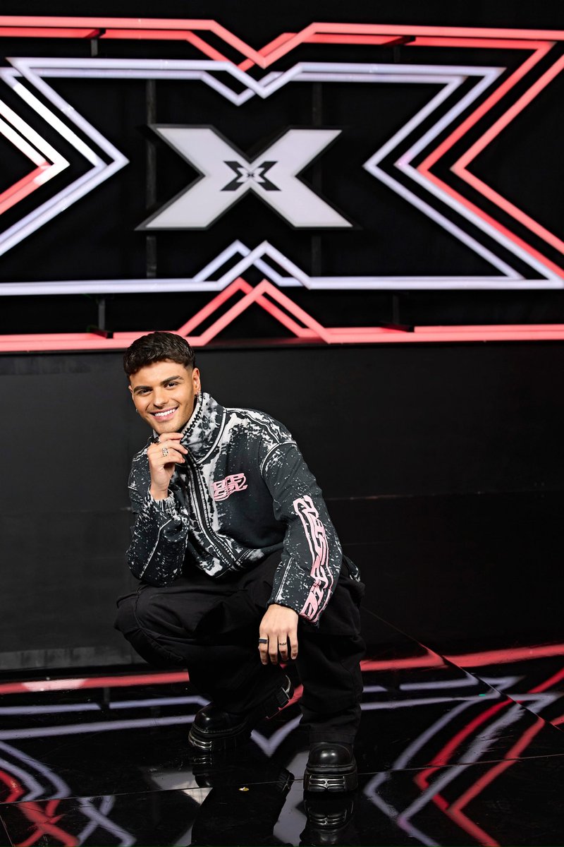 AbrahamMateo's tweet photo. Familia en 10 minutos arrancamos!!🔥
@FactorXspain 
@telecincoes https://t.co/AysEjTbToK