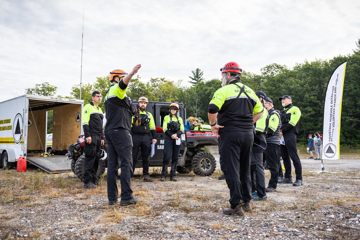 SARVAC_ACVRS's tweet photo. 🇨🇦 From coast to coast to coast, we celebrate the invaluable contributions of GSAR volunteers in strengthening inclusivity &amp; wellbeing in our communities. Every Moment Matters now more than ever! ⛑️ #VolunteerAppreciation #CommunityStrength #GSAR https://t.co/aj3dkq6nWR