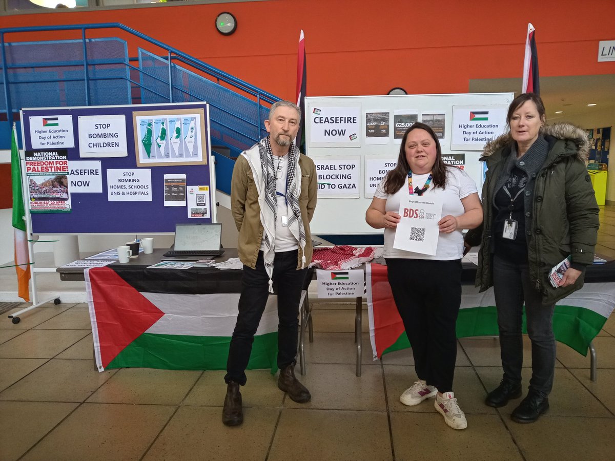 No_classss's tweet photo. Solidarity with the people of Palestine on the TU Dublin Blanchardstown Campus
#TLC4P 
@AcaforPalestine https://t.co/PM10wjtksZ