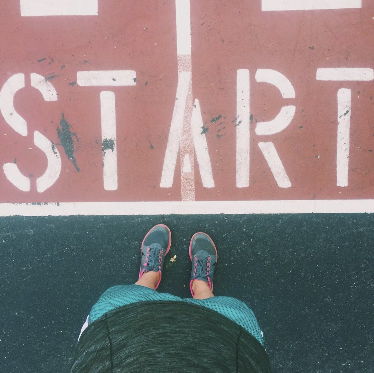 melaniekahl's tweet image. 🕰️The tango between trusting and beginning.
#footnotes