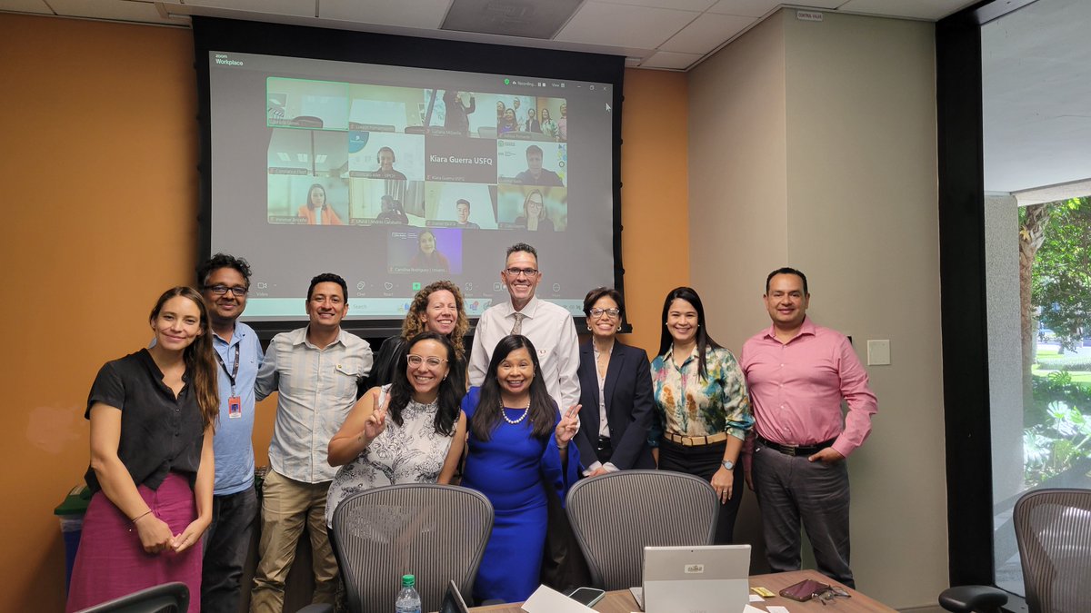 Within the context of @eMergeAmericas conference, the @HemisphericCons Entrepreneurship Collaborative Center group held their annual hybrid planning meeting at the @univmiami @MiamiHerbert 

#HemisphericConsortium #umiami #entrepreneurship #emprendimientosocial #socialimpact
