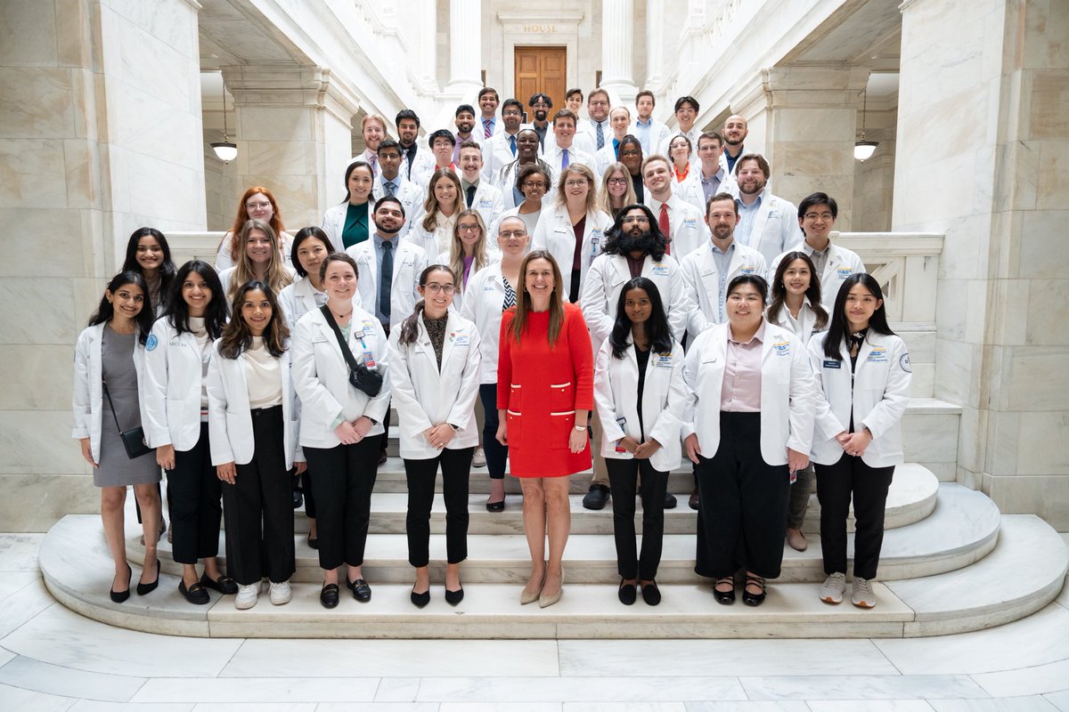 Thank you @SarahHuckabee and all the legislators who met with D.O. students from NYITCOM at A-State and ARCOM today as we celebrated D.O. Day in Little Rock! #NOMweek #NOMweek2024 #osteopathicmedicine #DODay24