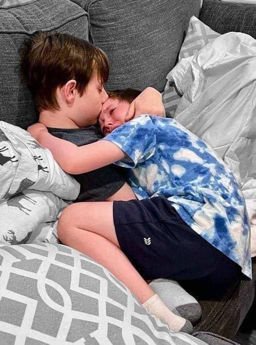 2StefanMoore's tweet photo. “Ian  is 15 years old. In 2019, Ian was diagnosed with osteosarcoma. After surgery and months of chemotherapy, Ian was declared cancer free;  however, in November 2021, his cancer would return and spread throughout  his body. This past week, he and his family would learn that there was  nothing else they could do. The cancer that had ravished his body in the  past and he had beat would soon be the same cancer that kills him.

Upon  finding out that the cancer would kill him, Ian began crying. He wasn't  scared of dying; in fact, he was okay with it. Ian was sad. Ian cried  because, as he said in his own words, "I only want to do one good thing  in the world before I leave you all."

It  was Ian who made the choice to tell his friends and his little brother  that his cancer would inevitably kill him. I think this picture truly  shines the light on the "good" that Ian wanted and believed he needed to  share.

Even  in his devastating prognosis, it was Ian who would comfort and console  his friends and little brothers. Crying in this photo is Ian's little  brother, Peter. Peter had just learned the devastating news that his  days with his older brother were numbered. Holding him as tight as ever  and kissing him on the forehead, Ian held on tightly and apologized to  his brother for not being able to beat the cancer.

From here on out, while he says he is sad, he also admits he's okay with  dying, because while "dying" is the technical term, he refuses to sit  around dying and instead chooses to be busy living until his death  becomes reality.

The  truth is that Ian refuses to live for himself. He chooses only to live  for others until the moment he takes his very last breath.”

❤️ Ian ❤️

Please repost & follow to get our voices heard in our #ChildhoodCancer community. 🙏🏻