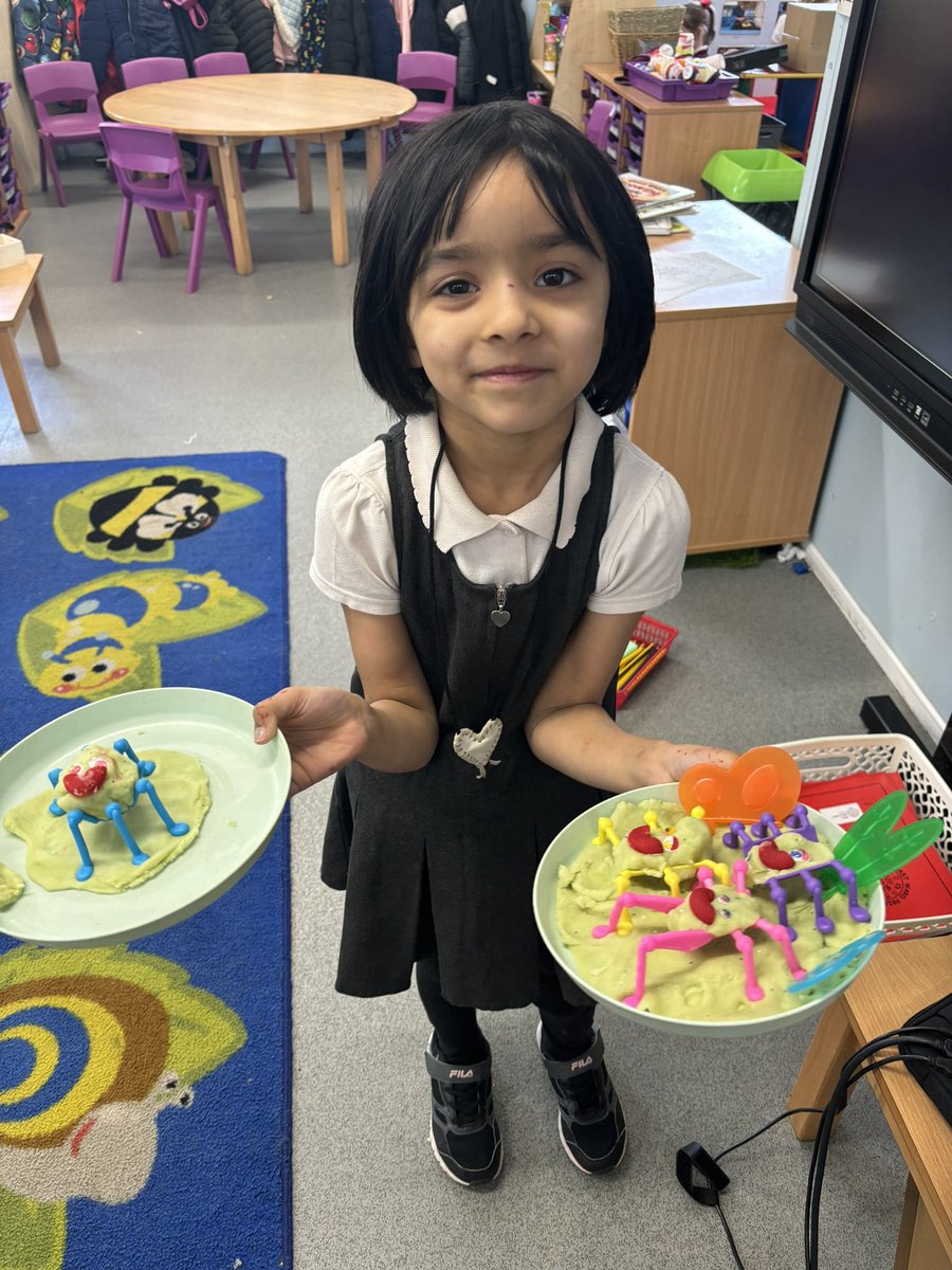 Reception have enjoyed learning about mini-beasts this week. They even made their own out of play-dough!🐛🐛