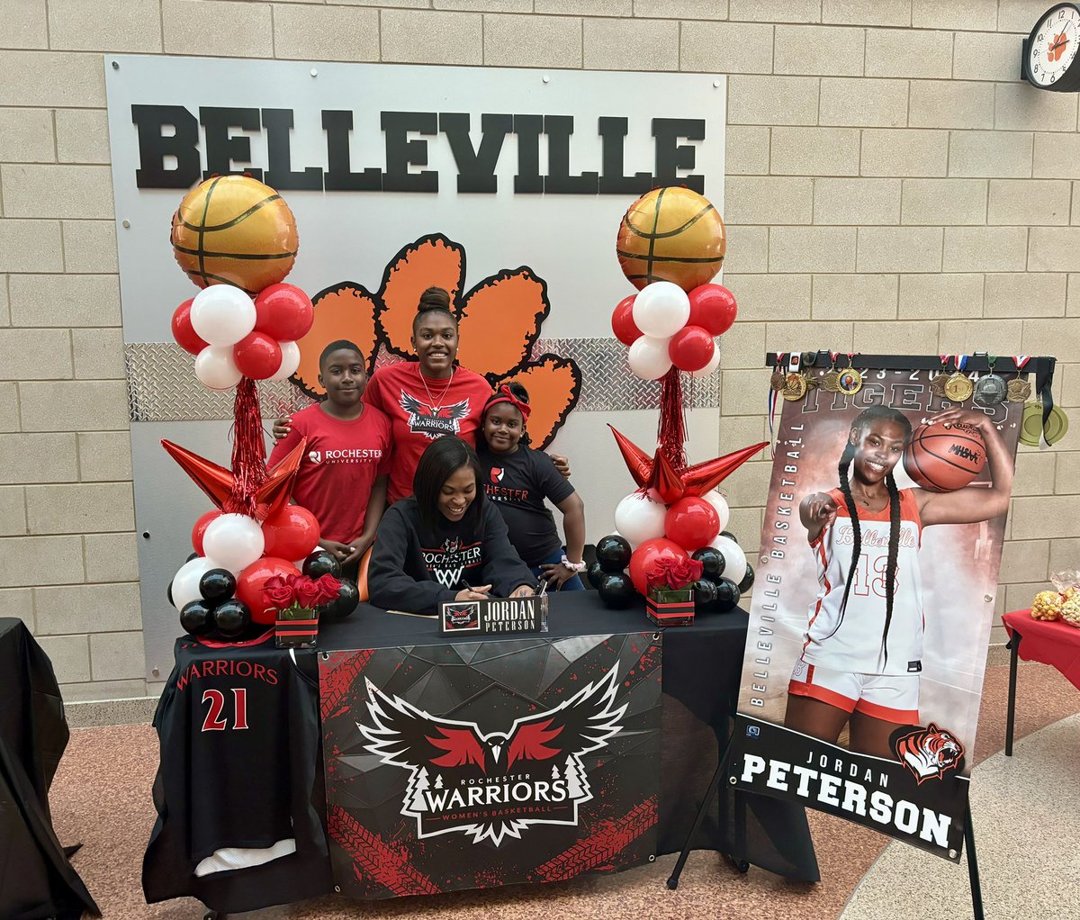 <a href="/VilleLadyTigers/">Belleville Tigers (MI) Girls Basketball</a> <a href="/RCUWarriorsWBB/">Rochester Christian University Women's Basketball</a>