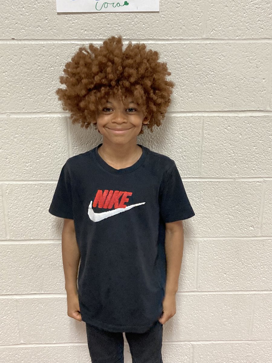 MrTimWilliamson's tweet photo. Crazy Hair Day during our Spirit Week! #wearelakota @hopewellECS https://t.co/uzpeWYXdhh