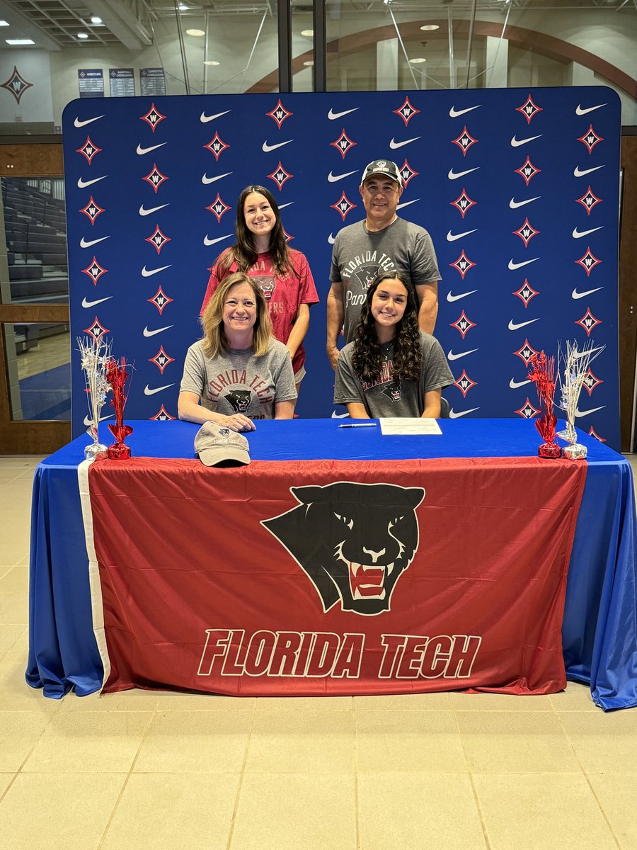 audrey_gurule's tweet photo. Its official!!!🖊️🐾@FloridaTechSB @bomberspremier https://t.co/CdVwkBUtUR