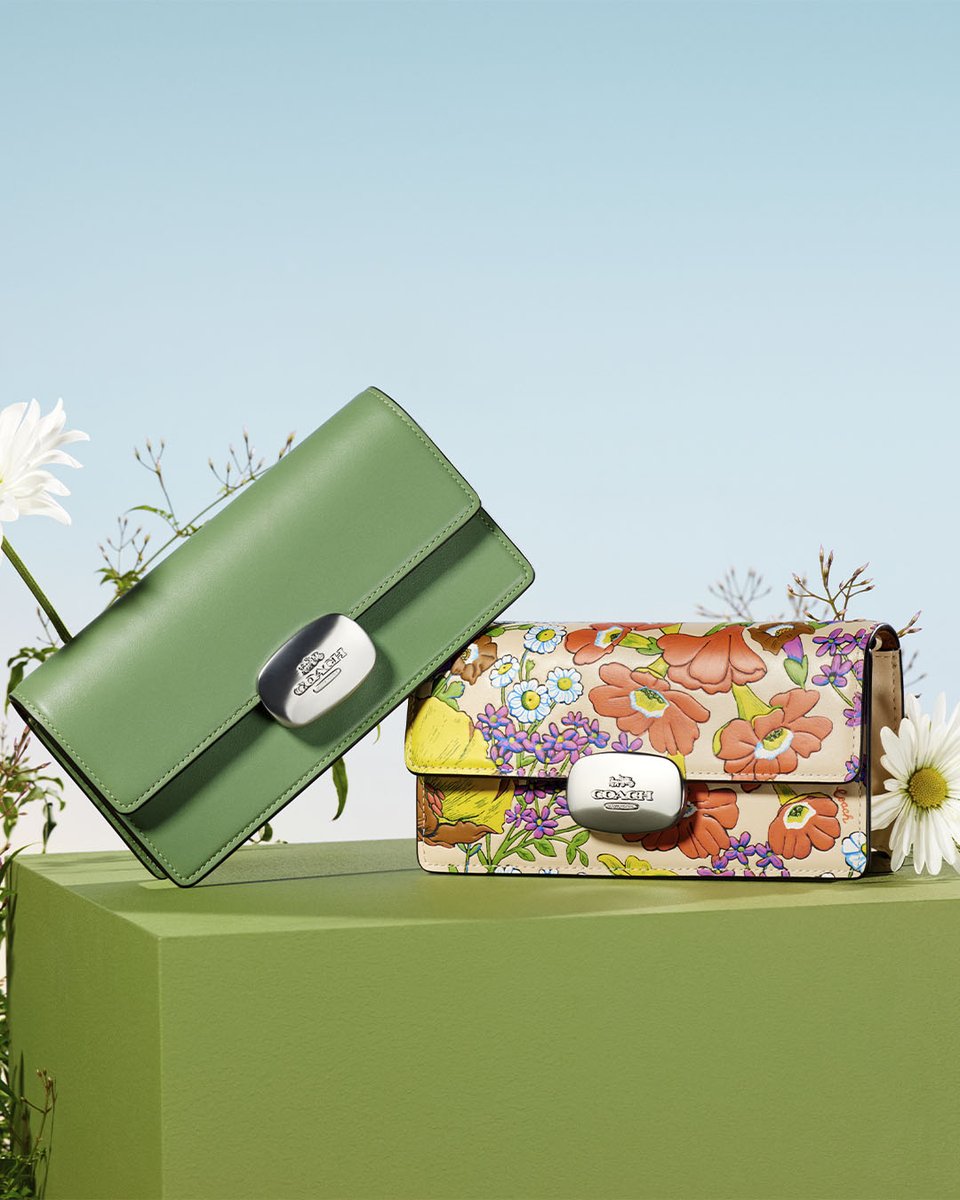 There's an Eliza for every one of your eras. 🌿💐

Find your courage. This season, travel through virtual worlds with #imma as she discovers the #CourageToBeReal.

on.coach.com/FYCOutlet

#CoachOutlet