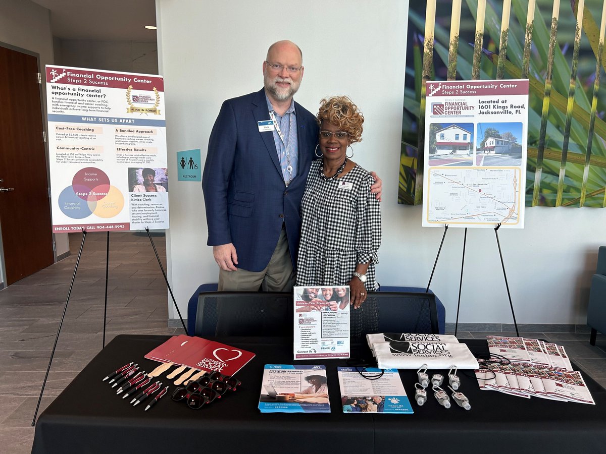 We enjoyed participating in JEA's Senior Day today! We loved spreading the word about our Steps 2 Success program, offering free career & financial coaching. Learn more: buff.ly/43r6mvS #JEA #SeniorDay #Steps2Success @newsfromjea