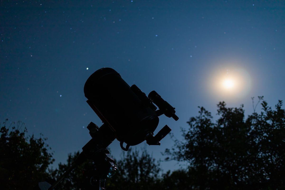 This just in–our Star Party⭐️🎉 is BACK! Join us on April 20 from 8-11 p.m. to experience a Star Party with the @RASCTC . Tour the night sky through a telescope as you search for star clusters, galaxies, and maybe even a shooting star! See you there 👉 bit.ly/4cYwIeX