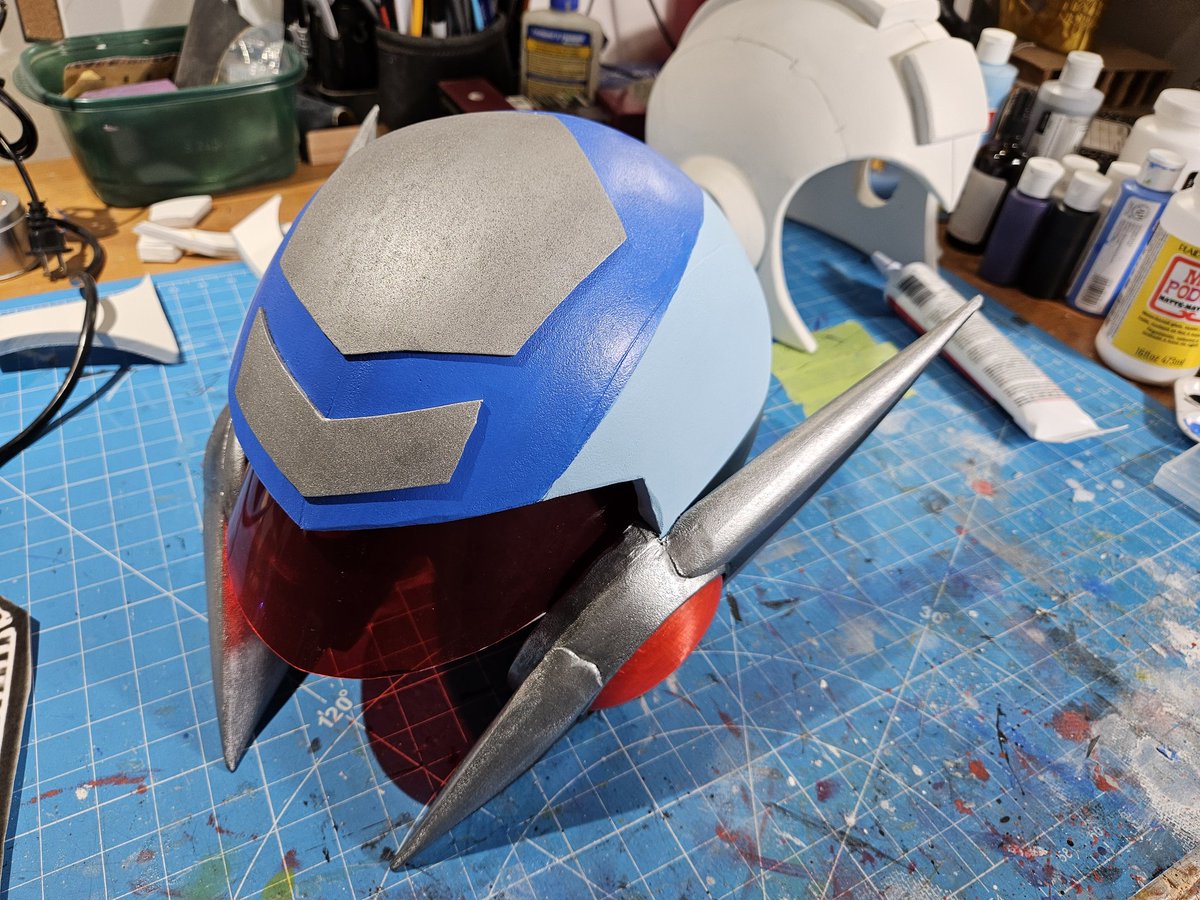 Just about done with this one!
#megaman #starforce
Full helmet without hair!
#etsy #cosplaymaker #cosplay