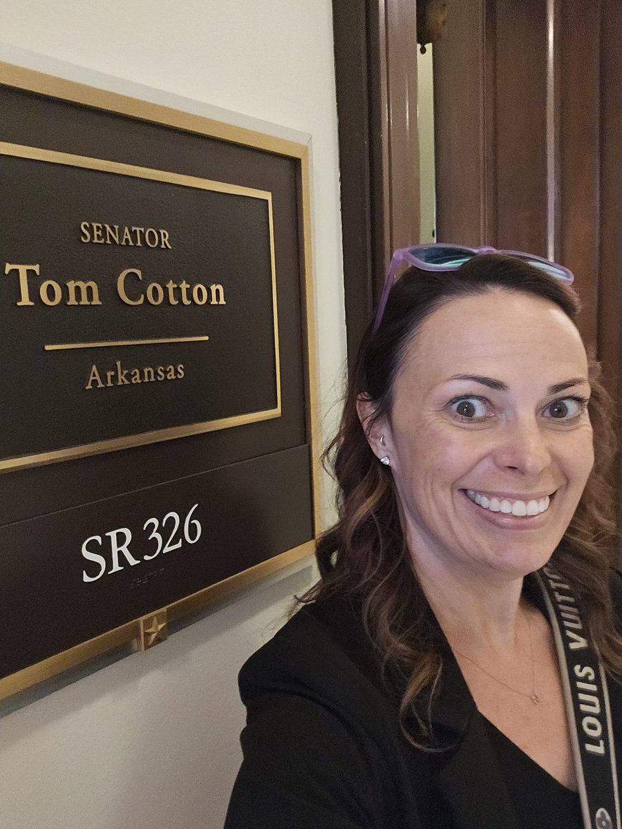 Thank you <a href="/SenTomCotton/">Tom Cotton</a> for your support of Emergency Nurses! <a href="/ENAorg/">ENA</a> 
#ENAinDC #DOTH24