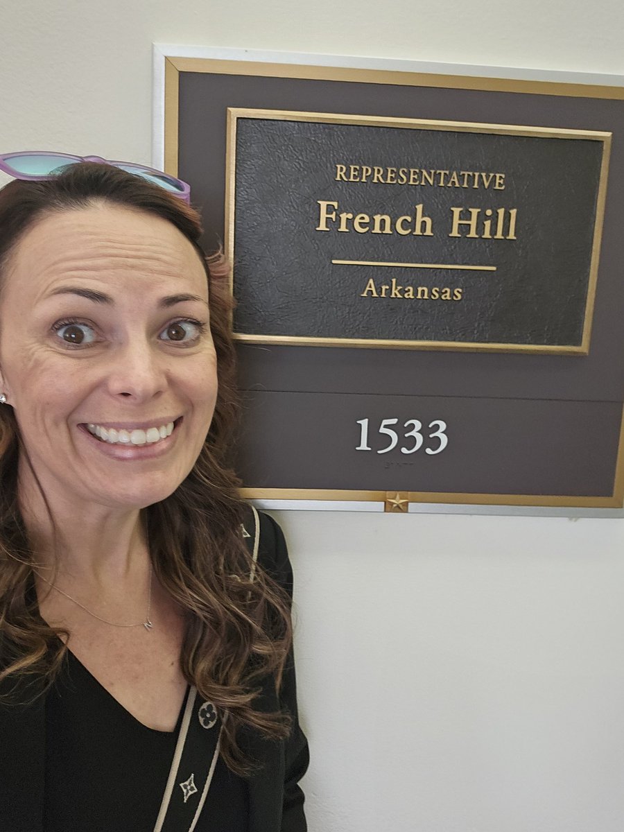 Nycole Oliver tweet media