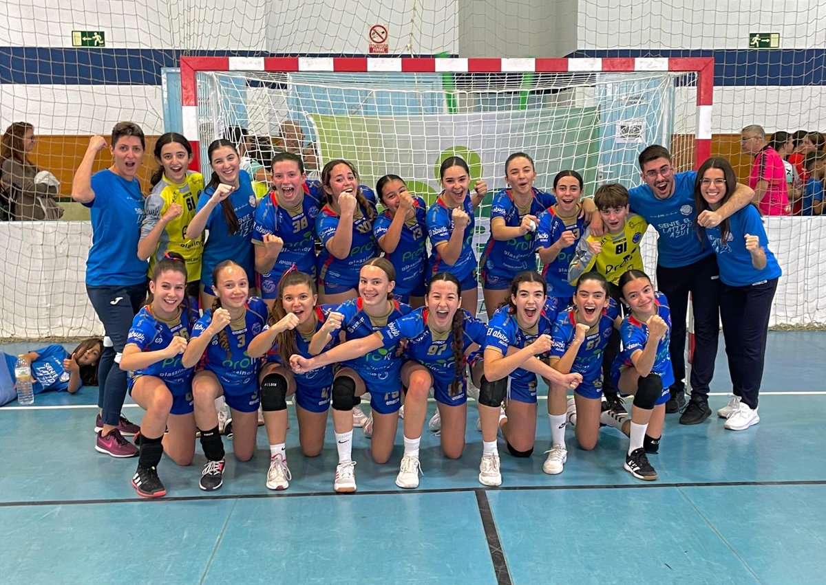 ¡Resultados de la primera jornada!💙 #cadeba24 Infantil Femenino ✅ @Bm_Almunecar 18-20 @BMMontequinto Infantil Masculino ✅ @BMMontequinto 28-21 @CordobadeBM