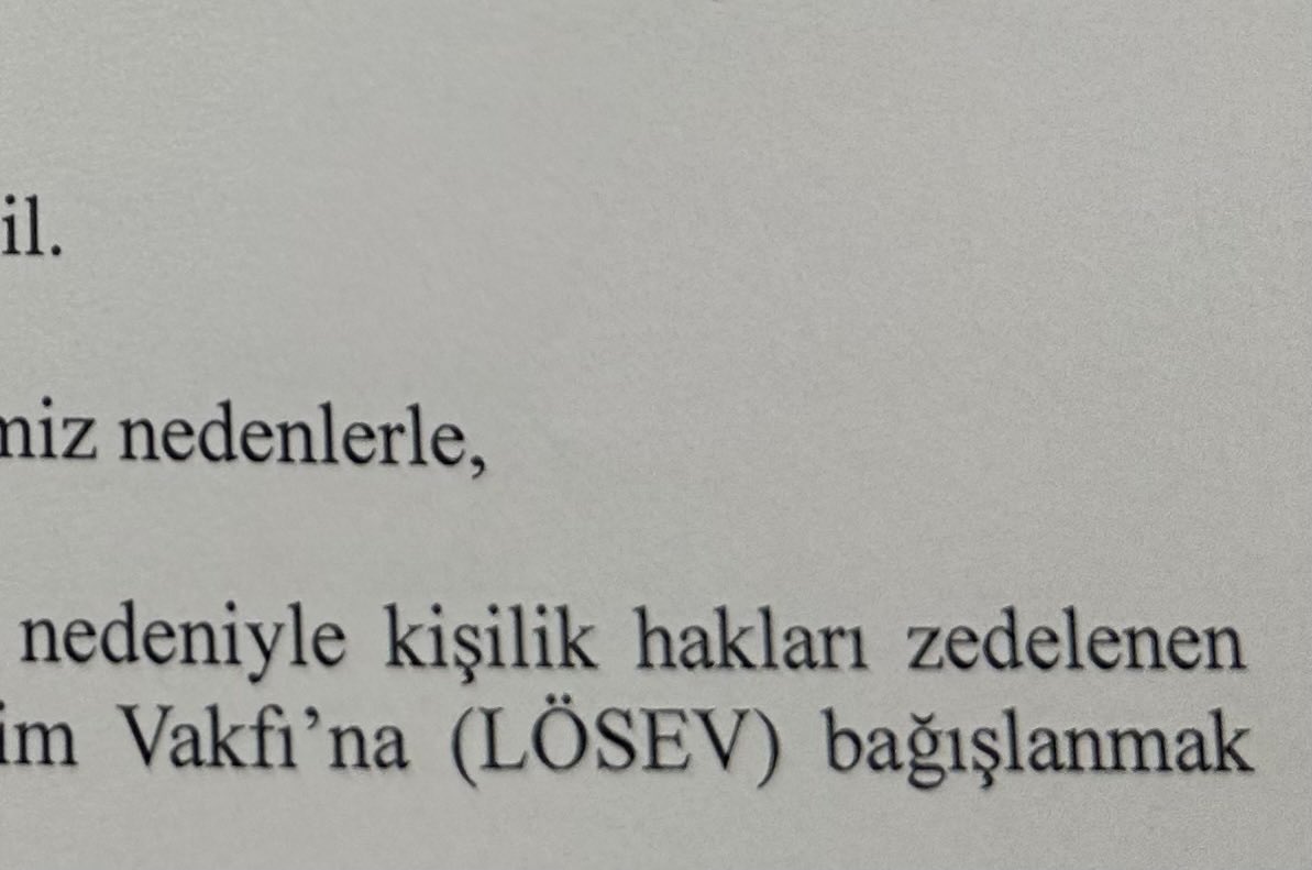 Hacer Lube Ayar isimli kişiye açtığım davaki manevi tazminat LÖSEV'e bağışlanmak üzere açılmıştır. Hacer Lube Ayar isimli kişinin dilekçenin bu kısmını gizleyerek yaptığı paylaşım gerçek dışıdır. Hacer Lube Ayar isimli kişi hakkında aynı zamanda savcılık şikayeti de yaptım,