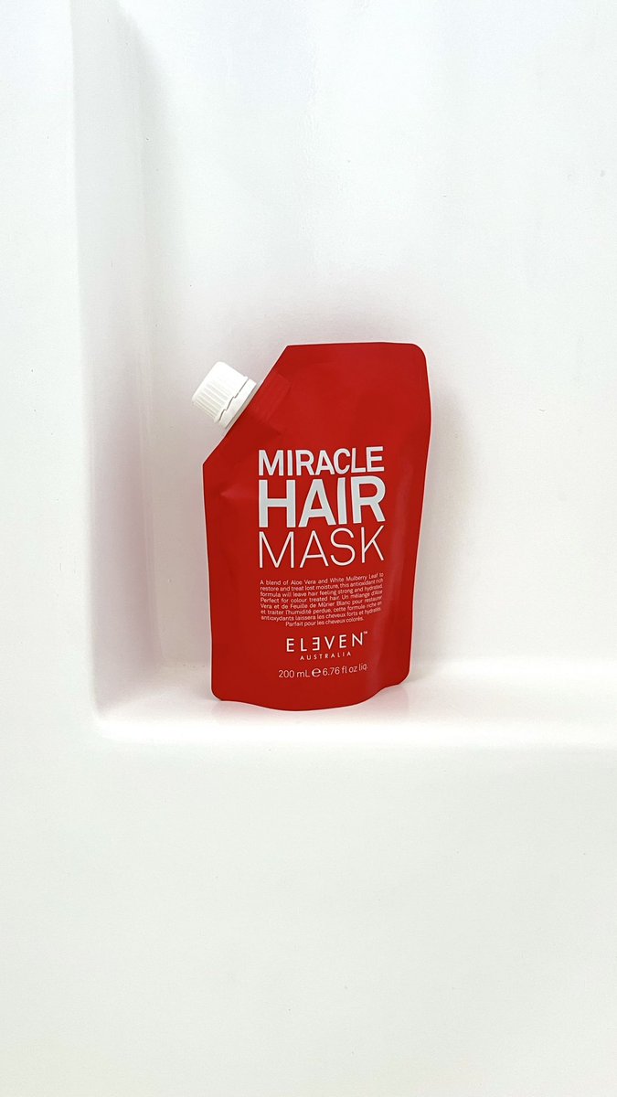 Miracle Hair Mask!! 🧚‍♀️

Made with Aloe Vera and White Mulberry Leaf to restore and treat lost moisture! 🩵