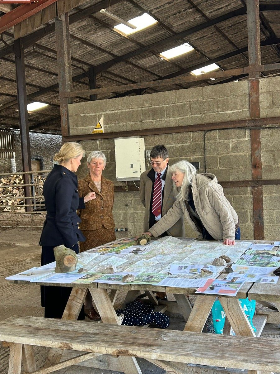 ✨NEW Last, but not least! One more engagement of The Duchess of Edinburgh in Somerset 😊 HRH met The Trails Trust's chairman and facilitators. It's a charity with the mission to deliver a network of community countryside access routes through agreements. 📸Rachel Thompson