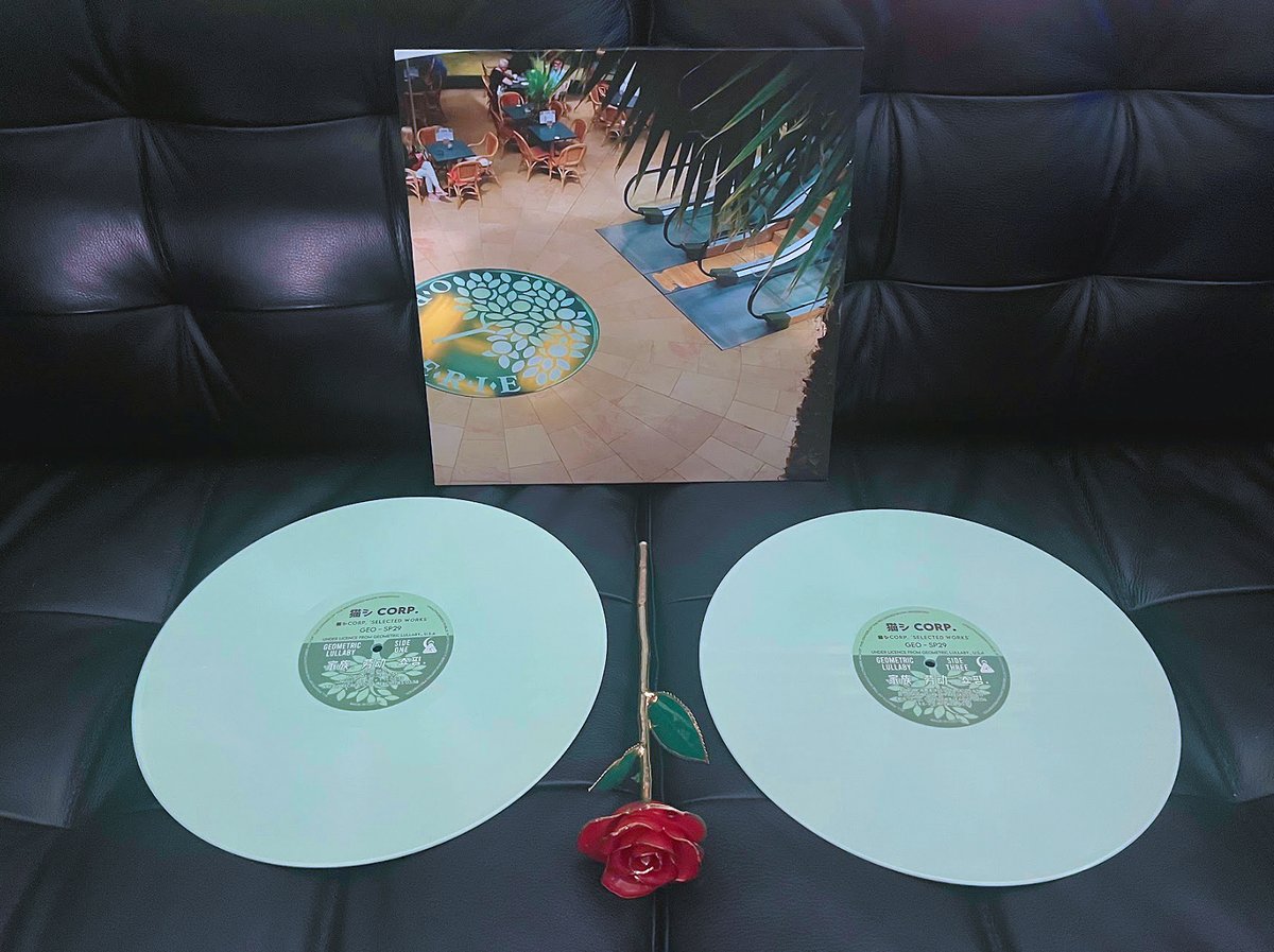 MALLSOFT LOVERS!

Very limited overstock copies of this GEM by 猫 シ Corp. (@catsystemcorp) Will be available Friday 4/19 at 12pm ET

家​族​. 劳​动​. 쇼​핑​. (猫 シ Corp. 'Selected Works')
🌹🌹🌹

“Family. Work. Shop.”
geometriclullaby.bandcamp.com