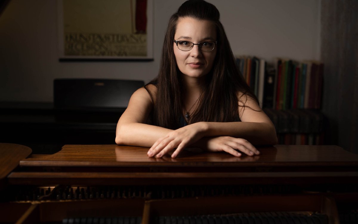 With a skill at engaging audiences in the musical dialogue, Katelyn Bouska is a frequent solo and collaborative musician. Join us on Fri to enjoy her unique program combining rarely-heard Czech and American music: bit.ly/3VO8Zrs #nyc #ues #antonindvorak #culture