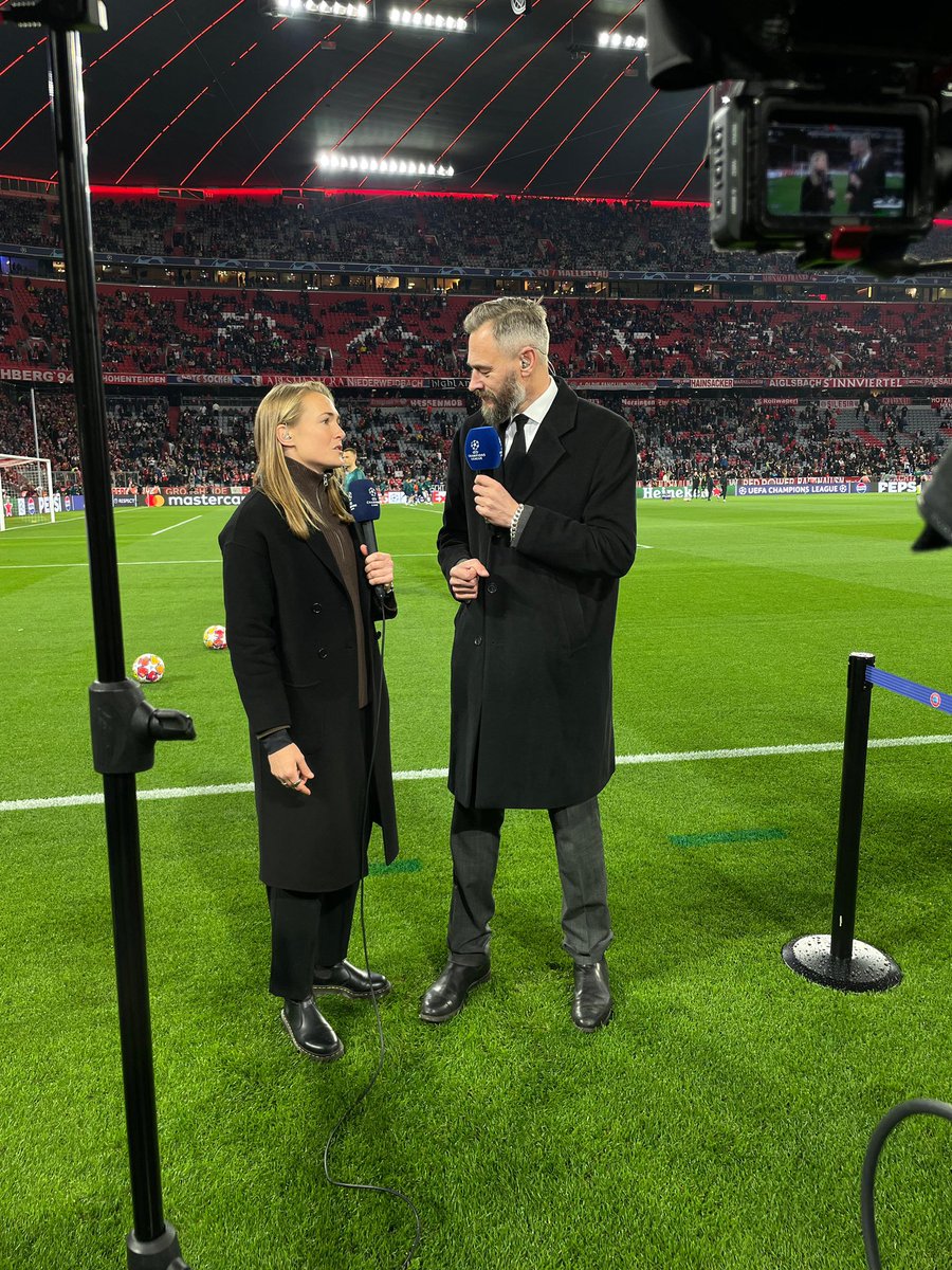 Great experience being pitchside for tonight’s quarter final at Allianz Arena and getting my punditry debut alongside @oloflundh and @TV4Sport 🎥💫