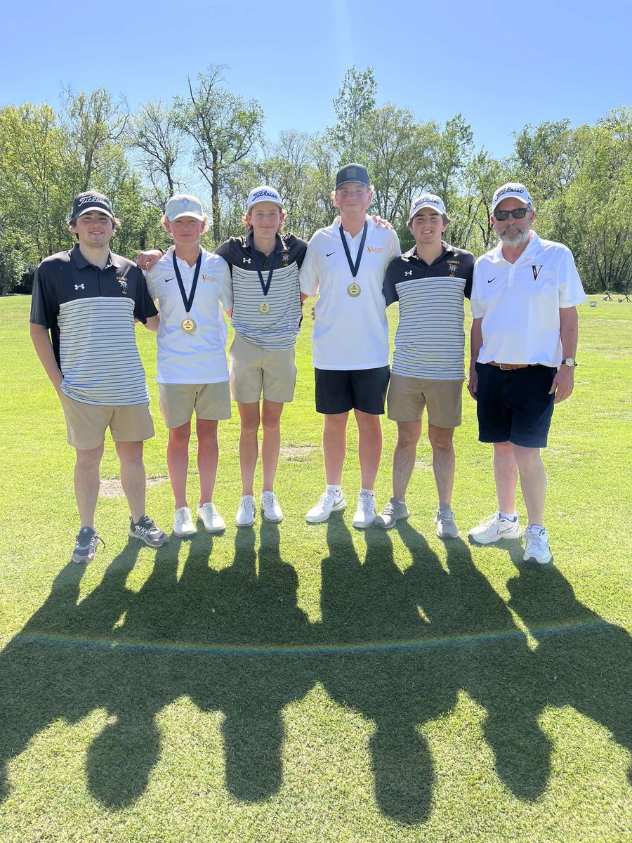 Results from Dalhousie 

Trey Roessler-77
Teddy Walbaum-77
Gavin Hagan-77
Michael Lowe-84
Matthew Lowe-88

Team Score- 315
<a href="/vianneygriffins/">Vianney Griffins</a>