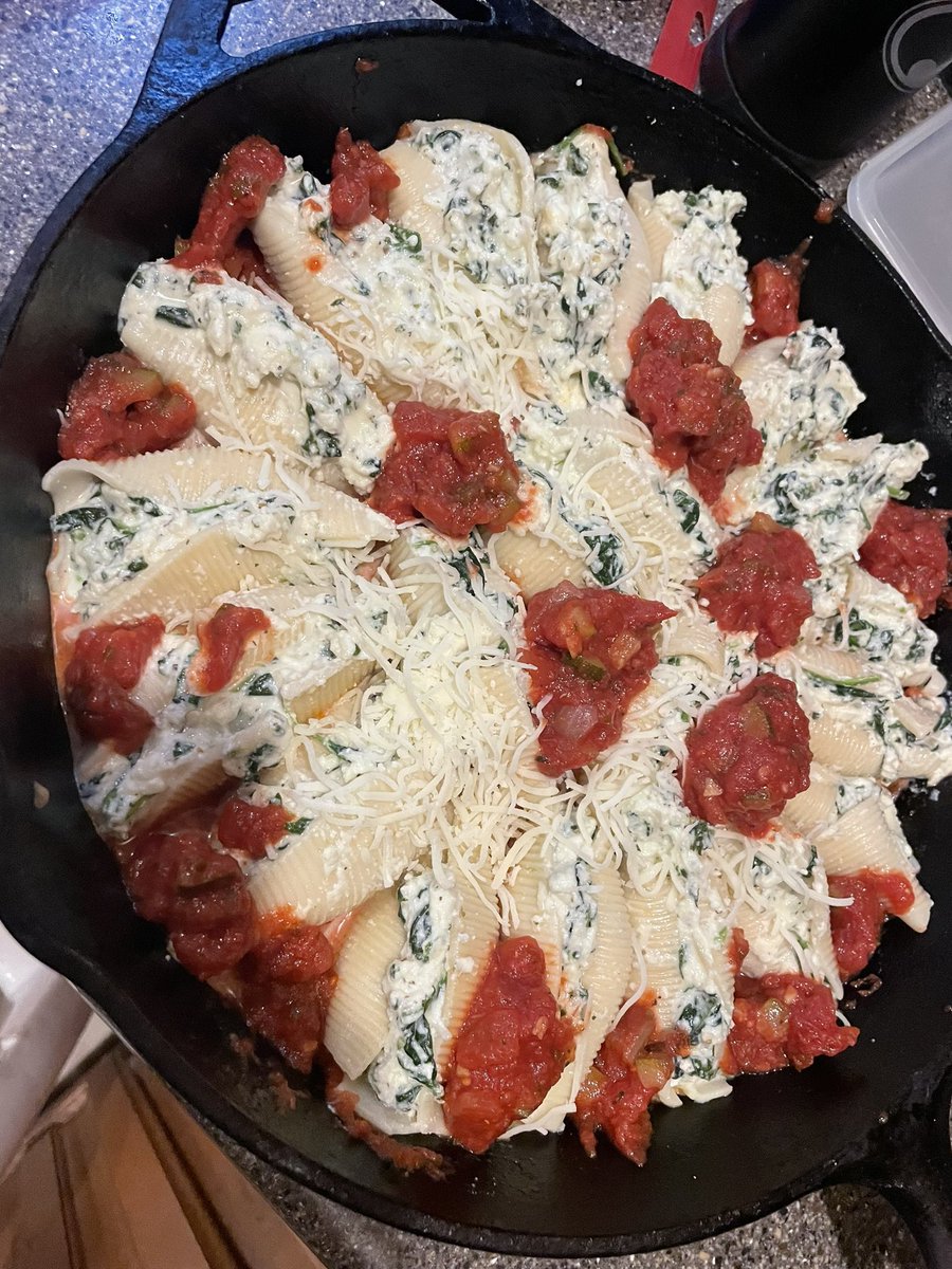 mrslorijg's tweet image. How it’s starting…
#StuffedShells