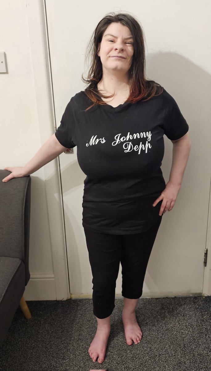 This is t-shirt showing my support for Johnny Depp and all men who are victims of domestic violence #mentoo #youareworthy please share this photo and raise awareness for men who are victims and show them that they WILL be heard xx