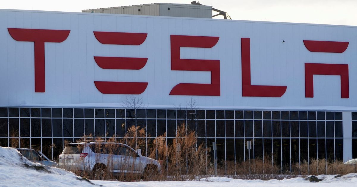 Tesla layoffs include 14% of Buffalo workers, WARN notice shows reut.rs/3xFMOKh