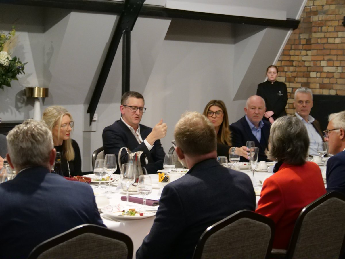 Our Chair @AlisonOrrells summed up the mood in the room when she spoke of the drive, passion and determination that exists in Wales to make things happen. Thanks @AcuityLaw for sponsoring the roundtable dinner and @KLAcorp & @AndrewScottLtd for showing us the Newport site.