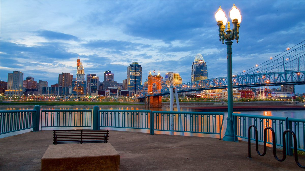 We’re absolutely thrilled to announce that Smale Riverfront Park has been recognized as the premier Riverwalk destination in the entire United States. This extraordinary achievement is a testament to the unwavering dedication and work of the Cincinnati Parks Riverfront Division!