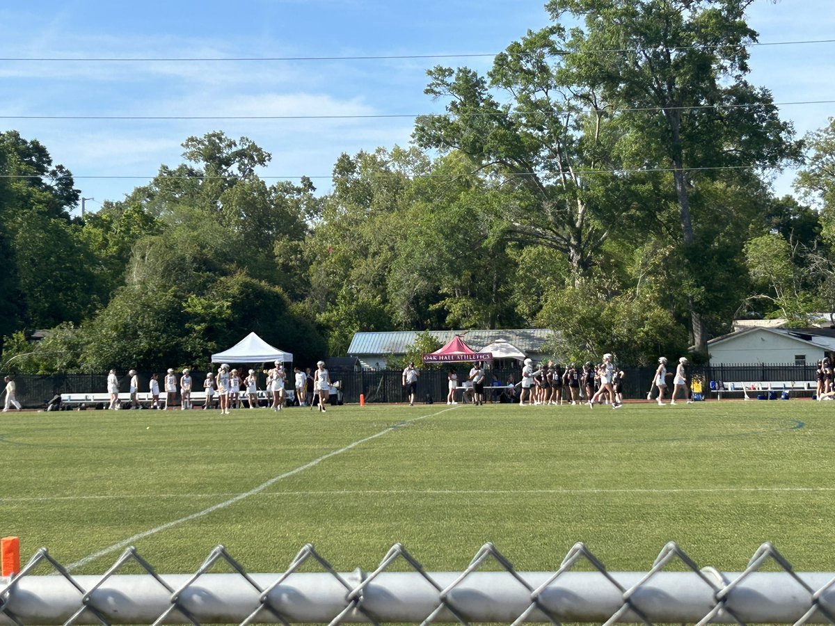 catiisto's tweet photo. First Quarter Update: 

The game starts off intense with both teams giving it their all. 

The Eagles ended the first quarter with a slight lead, 7-5.

#OakHallHighschool
#GirlsLacrosse
#DistrictFinals
#Championship 
#MenendezHighSchool 
#ESPNGainesville https://t.co/WM6MNZpTmn