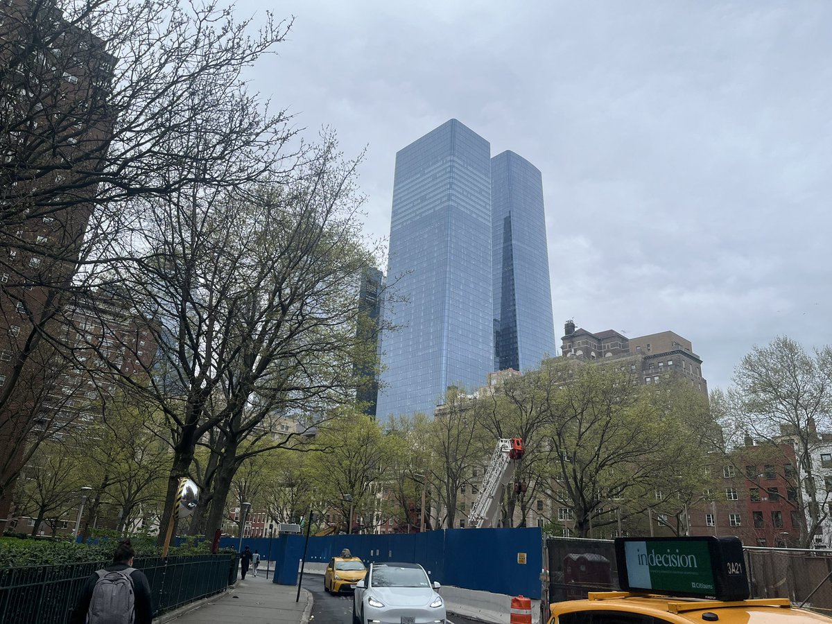 Infinite Jest on Netflix tweet media