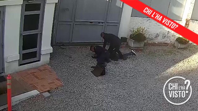 Ucciso nell'ambasciata italiana in #Uruguay: Le nuove drammatiche immagini degli ultimi istanti di vita di Luca Ventre smentiscono che lui sia stato violento. Respinta la richiesta di archiviazione dell’inchiesta.

#chilhavisto→bit.ly/3QHXfkj