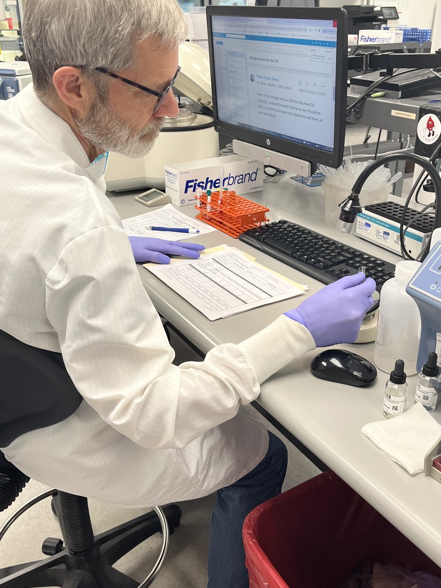 “It’s good to know that you are helping patients,'. James is a lead tech in the Columbia Reference Lab. He’s been with @RedCross for 36 years! It takes @RedCross team members to process blood needed for patients. Join this amazing team: rdcrss.org/3rrqxsR #LabWeek