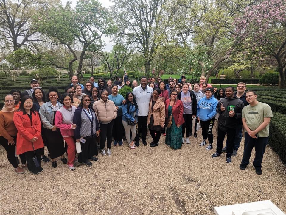 President Repollet and others in the Kean community enjoyed a Unity Walk to the Liberty Hall Museum gardens on campus. Part of Kean's Unity Week festivities, the lunchtime event reinforced the University's commitment to well-being for all students and employees.