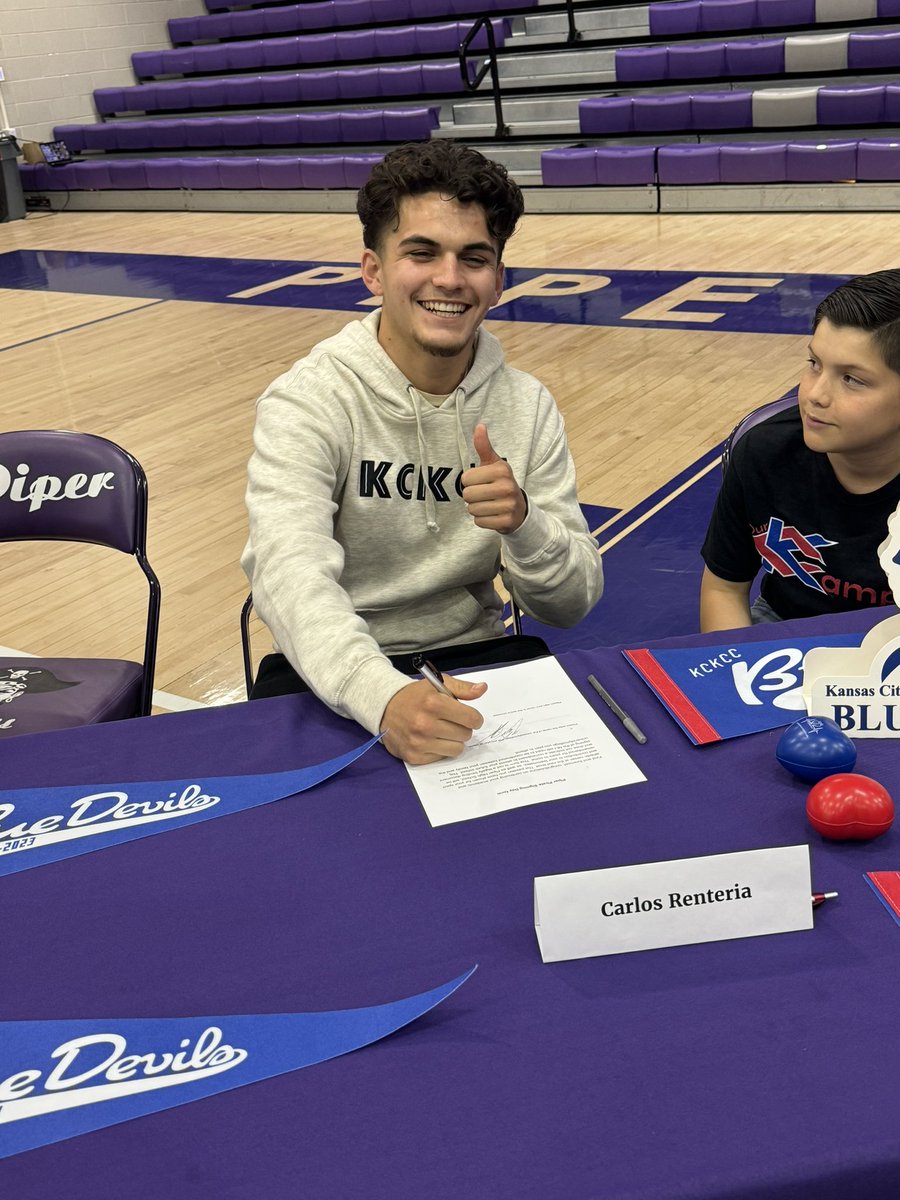 Congratulations #10 @CarlosR2024 Carlos Renteria signing with Kansas City Kansas Community College. Proud of you and I know the future is bright!