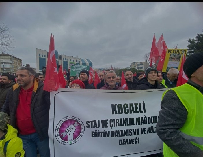 Meslek lisesi ve Çıraklık okulları 
Ülkemizin GELECEĞİDİR..
ÇIRAKLIK SİGORTASI SGK BAŞLANGICI OLSUN BU MAĞDURİYET SON BULSUN İSTİYORUZ..
Sayın 
@Akparti
@MHP_Bilgi
@rprefahpartisi
@herkesicinCHP
@iyiparti 

🙋‍♀️Staj &Çıraklık 🙋‍♂️⚒️
      💯 EMEKTİR 💯
#HalkınÇıraklarıKararVerdi