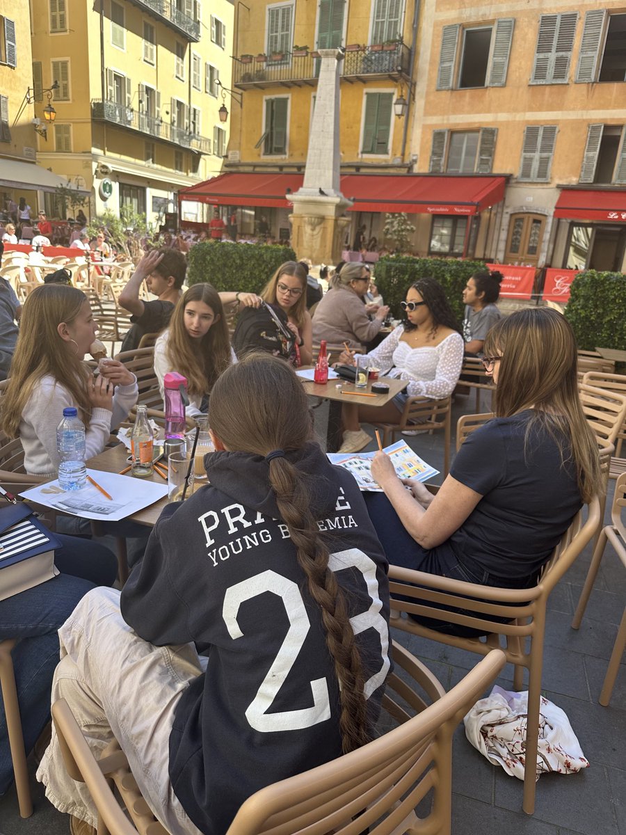 Caterham_French's tweet photo. Jour 3 -Pause artistique dans le Vieux Nice plein d’inspiration pour nos jeunes artistes #schooltrip #Caterhamschool #Nice #art https://t.co/yKfwDZ4nYX