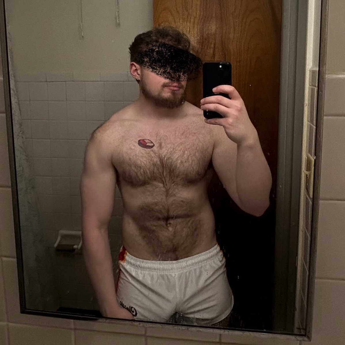 HungMuscleBear's tweet photo. Think these shorts fit right? https://t.co/yTg6pqvuPg
