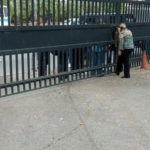 damatoalfonso's tweet photo. Embargan la Fundación Museo del Transporte de Caracas. El mismo fue una iniciativa de un grupo de venezolanos  entre los cuales  destacaba Guillermo José Schael, Cronista de la ciudad de Caracas por muchos años. https://t.co/XaEJEsxWIg