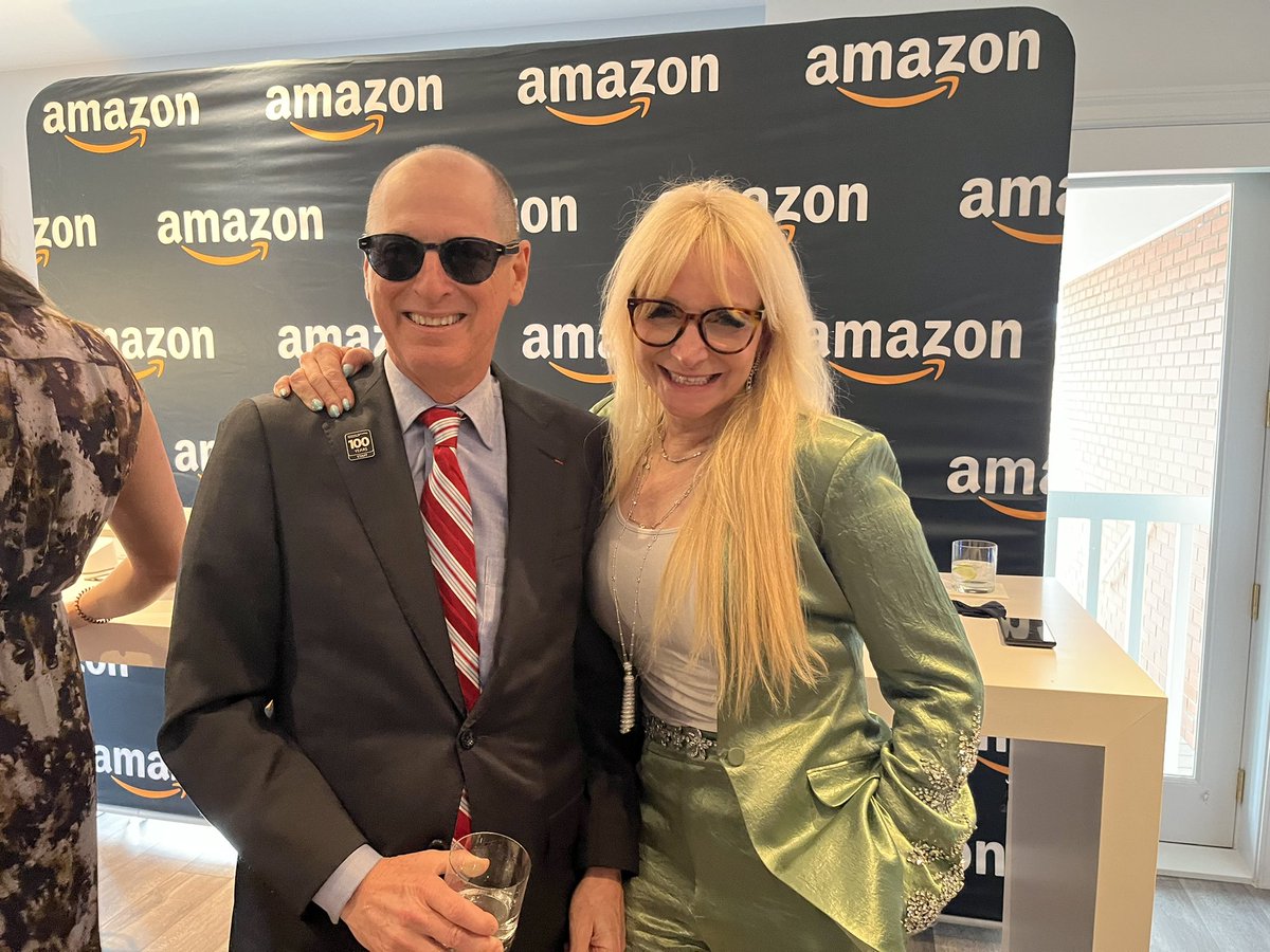 GaryShapiro's tweet image. Trying on @amazon’s Echo frames (directional audio embedded in the frames, so only you can hear!) with my wife Mal. #WhoWoreItBetter #CTATechWeek @smmalinowski