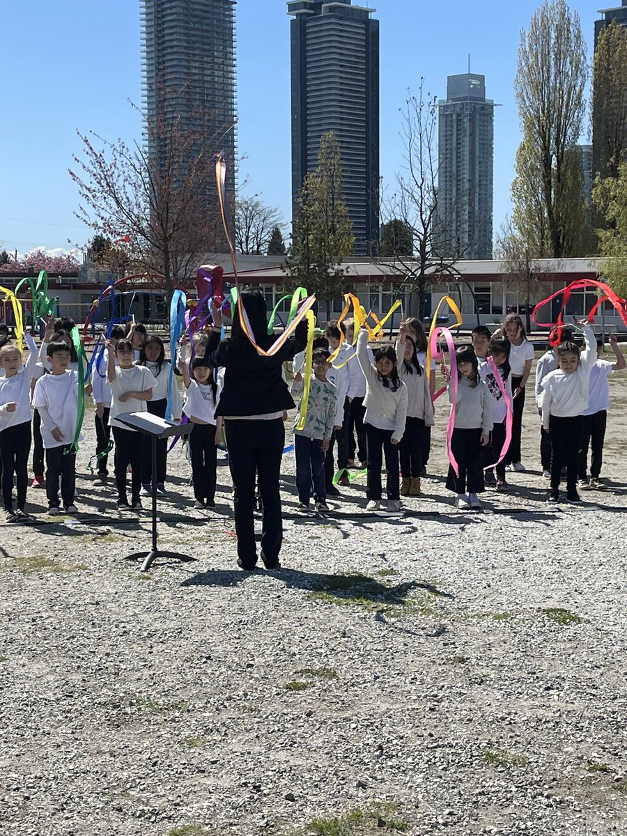 Kristin Schnider (she/her) (@kristinschnider) on Twitter photo Quite the exciting day at <a href="/brentwoodSD41/">BrentwoodParkSD41</a> today! Thanks to the students and staff for having us and for joining us for a great <a href="/bcedplan/">BC Min of Education</a> announcement for <a href="/burnabyschools/">Burnaby Schools</a>! #bced #burnaby Quite the exciting day at <a href="/brentwoodSD41/">BrentwoodParkSD41</a> today! Thanks to the students and staff for having us and for joining us for a great <a href="/bcedplan/">BC Min of Education</a> announcement for <a href="/burnabyschools/">Burnaby Schools</a>! #bced #burnaby
