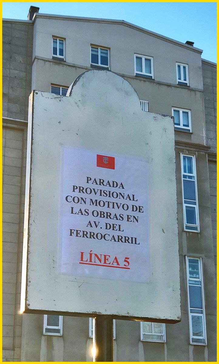 BlogBusurbano's tweet image. Ilustrando las paradas alternativa y provisional, respectivamente, de la #Lín5, en su desvío a causa de las obras en el tramo inicial de la Avda. del Ferrocarril para la futura #EstaciónIntermodal:

 #Par101 General Rubín (bajada)
#ParProv Joaquín Cotarelo, esquina Avda. de Cádiz