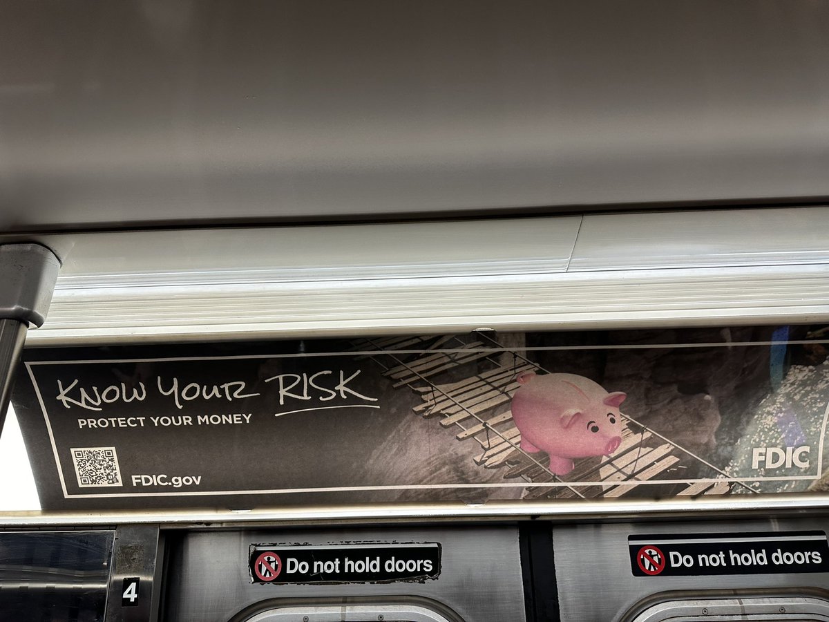 beat_crypto's tweet photo. Big financial crisis incoming 😂 https://t.co/kl9DXClfFk